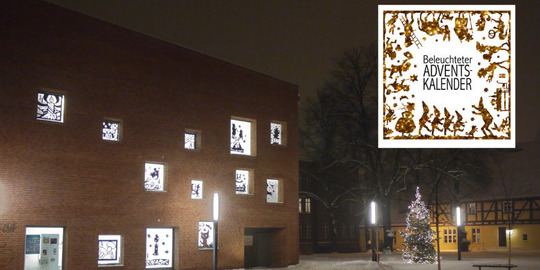 Leuchtender Adventskalender auf der Weihnachtsinsel in der Köpenicker Altstadt – ein weihnachtliches Kunstprojekt