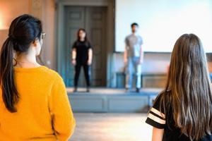 Broschüre zu diversitätsorientierter Nachwuchsförderung und Personalgewinnung im Kunst- und Kulturbereich