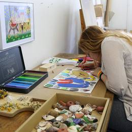 Atelier für Kunstschaffende mit Behinderung sucht Mitarbeiter*in