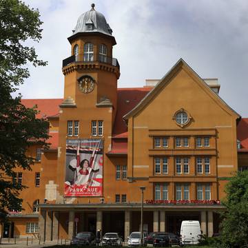 THEATER AN DER PARKAUE