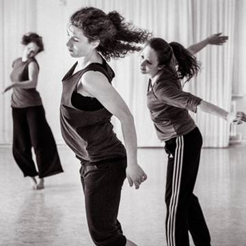 CREATING DANCE IN ART AND EDUCATION - TANZPÄDAGOGIK UND CHOREOGRAPHIE