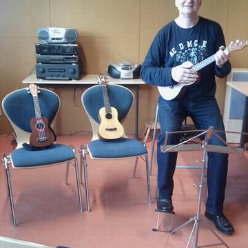 UKULELE Unterricht Musikschule Marzahn