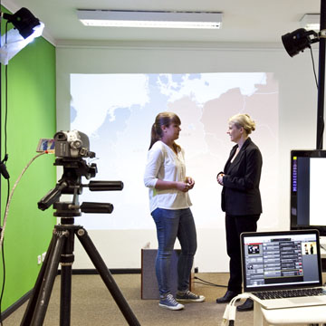 Workshop für Schulklassen begleitend zur Sonderausstellung "Risiko Freiheit – Fluchthilfe für DDR-Bürger 1961 – 1989"