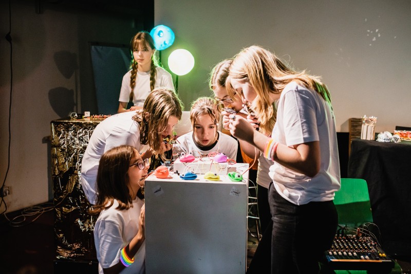 Förderentscheidung in den Fördersäulen 2 / 2plus – Berliner Projektfonds Kulturelle Bildung unterstützt 14 strukturbildende Projekte und nachhaltige Partnerschaften